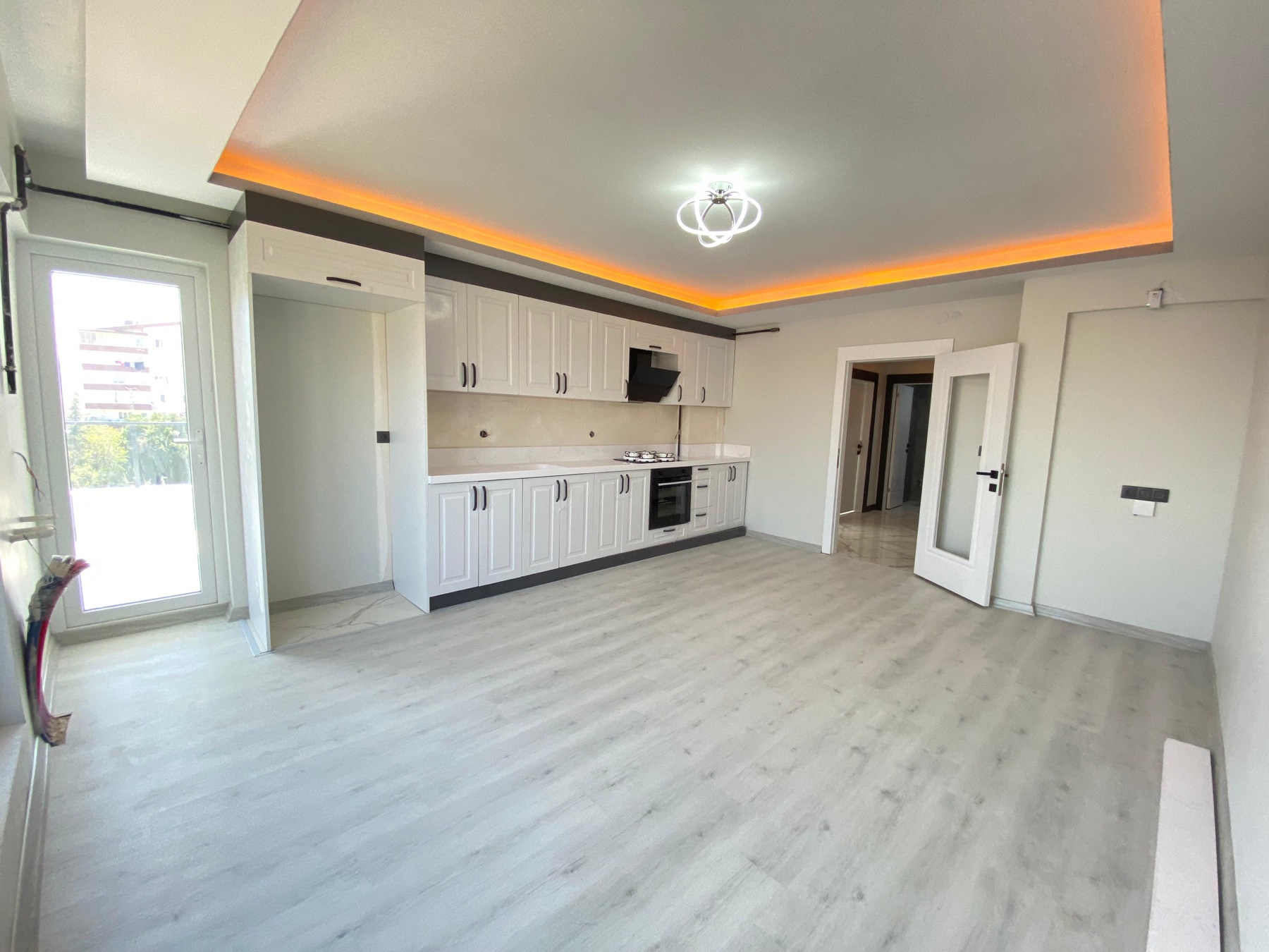 Muhammed Durmaz Apartmanı 2+1 mutfak ve yaşam alanı